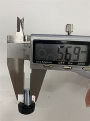 Khuôn chỉnh chân bàn 1 vạch M6 Vinahardware, màu đen - TA615TP23K