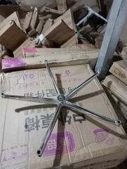 Chân ghế nhôm 5 cánh Vinhardware - VNH092524
