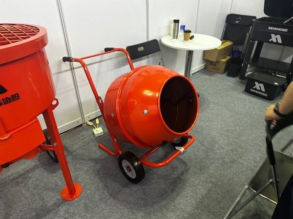 Máy trộn hỗn hợp bê tông Vinahardware, bồn chứa dưới - VNH003913