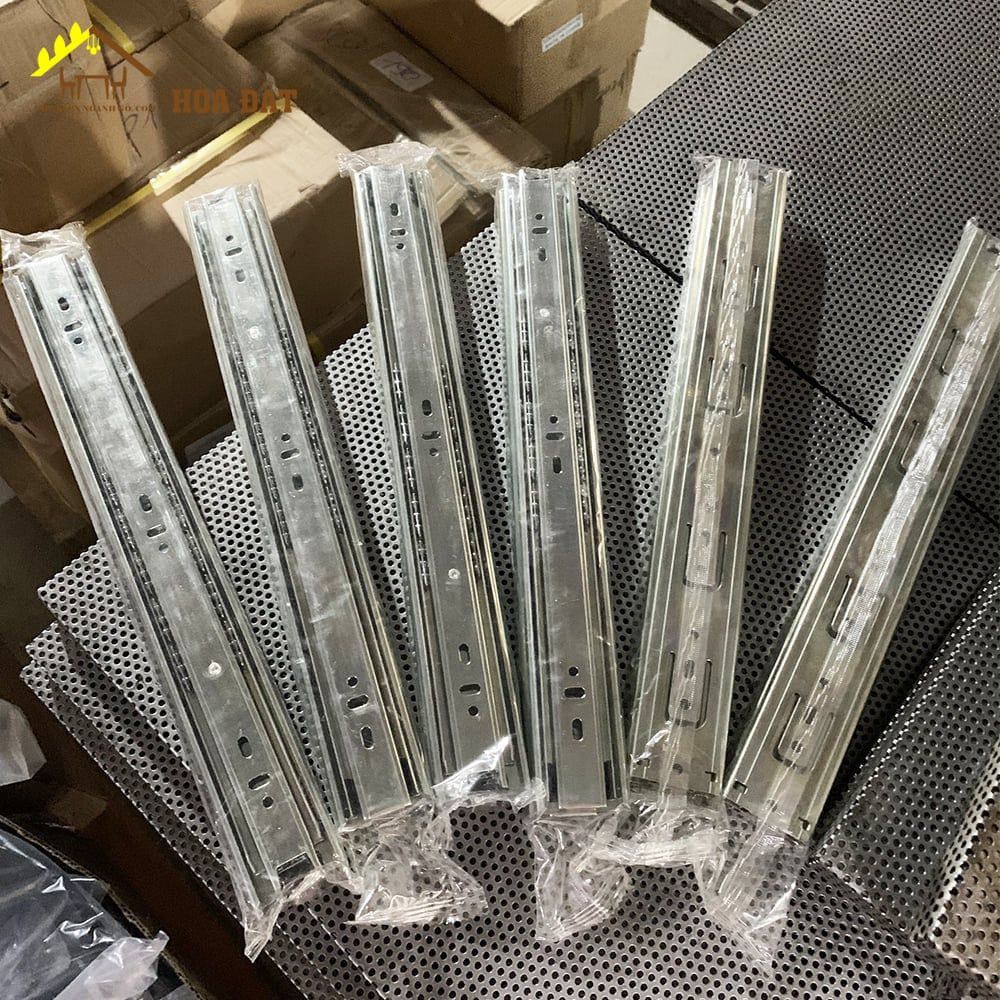 Ray bi 3 tầng Vinahardware, bản 42, màu trắng - VNH-BBS0342250VNH