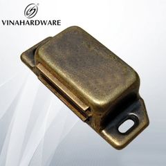 Nam châm cửa lớn Vinahardware loại 22x45mm, màu đồng giả cổ VN1 M399-M399