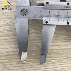 Chân đế nhựa Vinahardware màu trong-PB17W