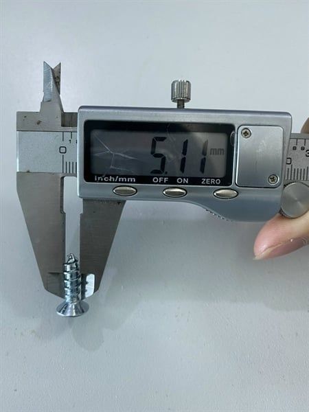 Vít đầu bằng răng nhuyễn Vinahardware loại M6, màu trắng-ZS625SN