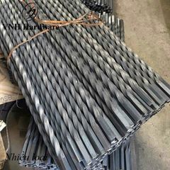 Gia công đúc gang hoa văn lan can cầu thang Vinahardware VNH53134-VNH53134