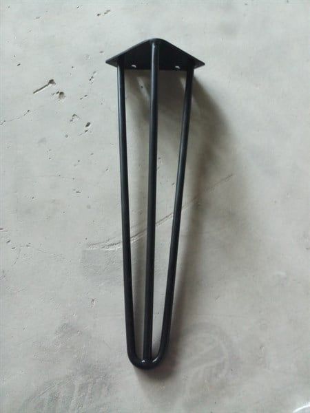 Chân bàn sắt đặc 3 nan Vinahardware, sơn đen, phi 10 x730mm - SP028425