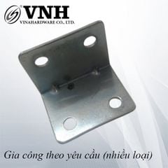 Pat ( Bas) sắt bốn lỗ Vinahardware, xi trắng xanh-P3530