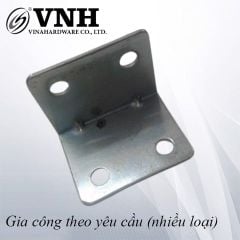Pat ( Bas) sắt bốn lỗ Vinahardware, xi trắng xanh-P3530