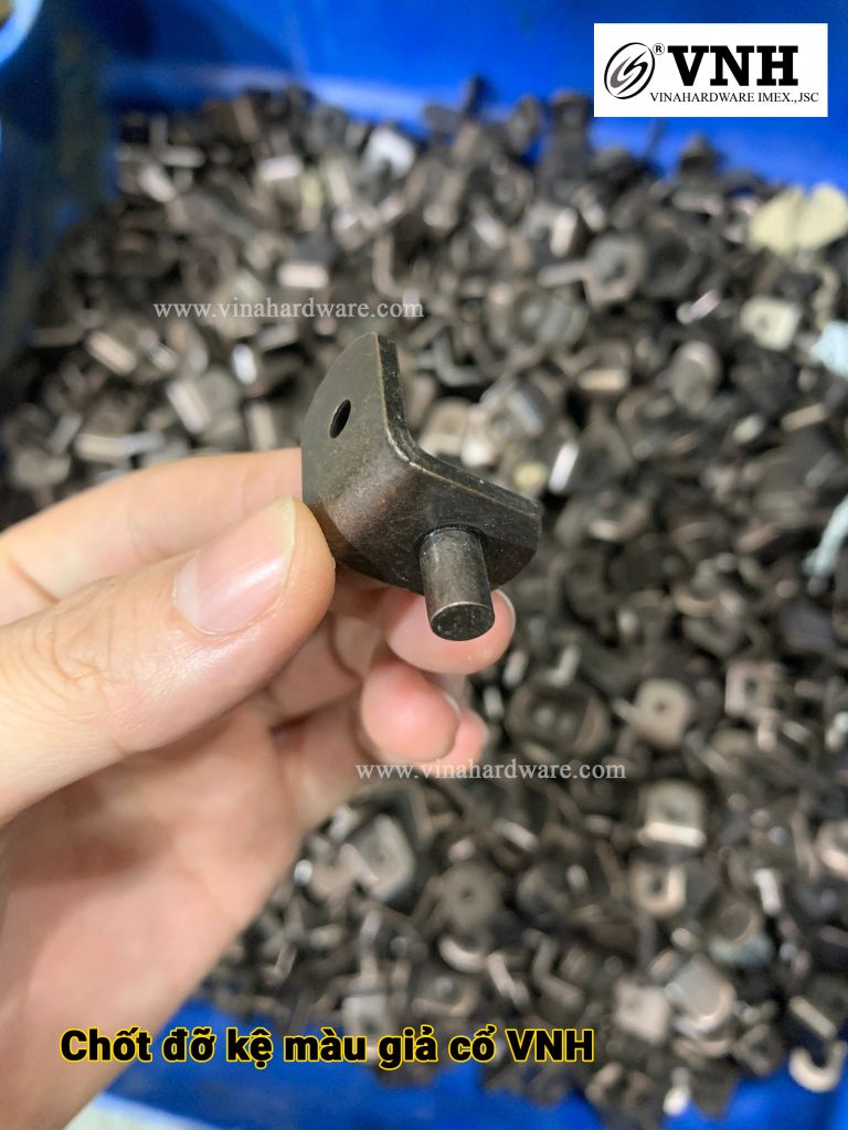 Chốt đỡ kệ Vinahardware màu đen-CDK014B5
