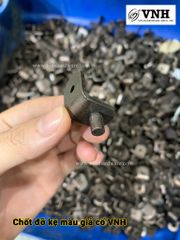 Chốt đỡ kệ Vinahardware màu đen-CDK014B5