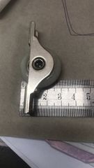 Bánh xe cửa lùa màu Vinahardware phi 30 VNH CT98412-CT98412