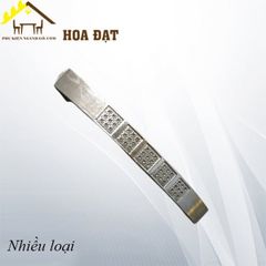 Tay nắm cong nhẹ Vinahardware có đính đá - HD0021D96