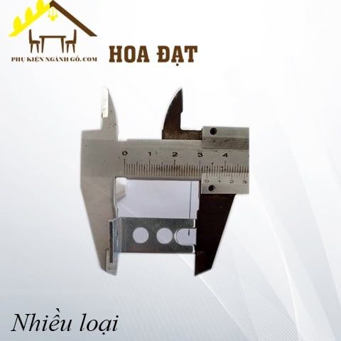 Pat ( Bas) ke vuông nhỏ Vinahardware có nắp đậy màu trắng BV859431Z3