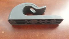 Móc nhựa 3 lỗ màu nâu HP0070 VNH-SP000219