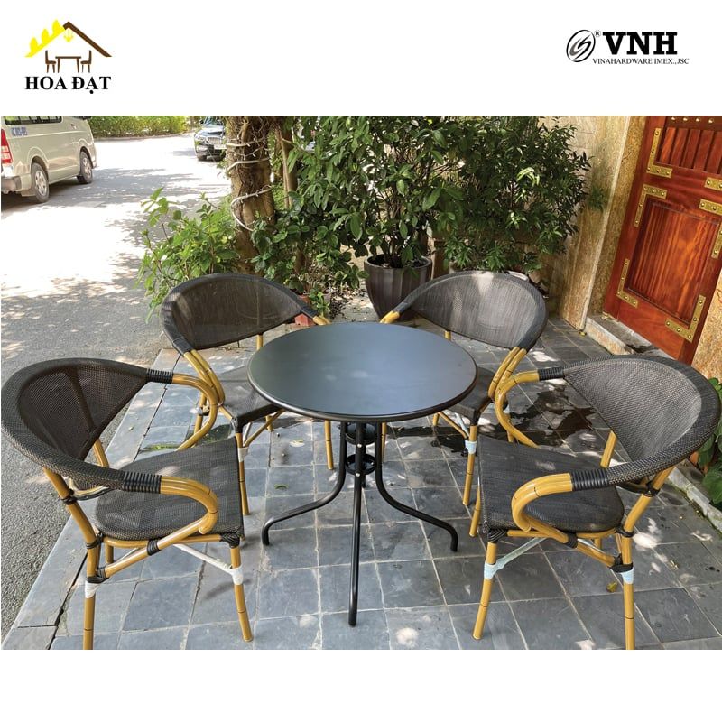 Khung Bàn Tròn Sân Vườn Ngoài Trời Vinahardware- Gia công khung theo yêu cầu