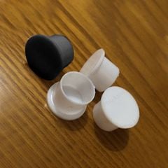 Nút bít nhựa tròn Vinahardware, màu đen, phi 12.5 WC125B-WC125B