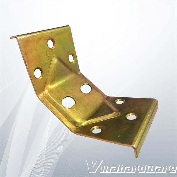 Pát sắt vuông góc chân bàn tủ Vinahardware P1378