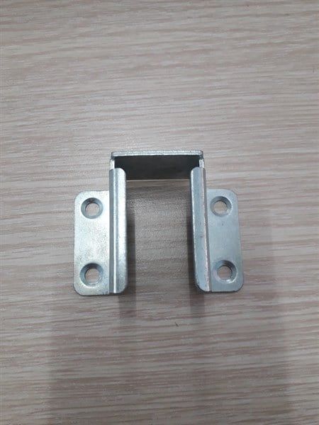 Pat ( Bas) chữ U trắng VNH BB1025W-BB1025W