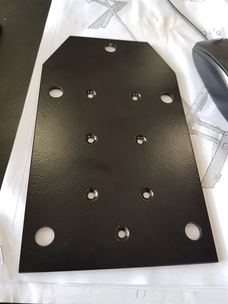 Pat (bas) sắt, sơn đen mờ tĩnh điện - VNH1851103B