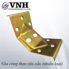 Pát sắt vuông góc chân bàn tủ Vinahardware P1378