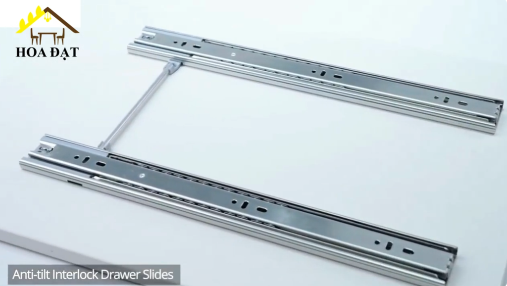 Ray trượt màu trắng Vinahardware, có khóa chống nghiêng VNH