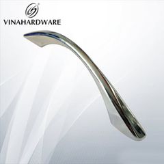 Tay nắm cửa tủ lượn sóng Vinahardware mạ crom bóng 96mm VN1 HD0116