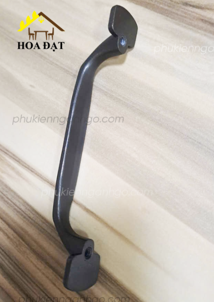 Tay nắm cửa tâm lỗ 96mm Vinahardware - HD1096GC