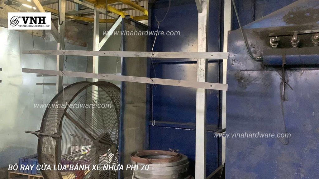 Bánh xe tiện nhựa cửa lùa Vinahardware - VNH120322 - Phi 70mm