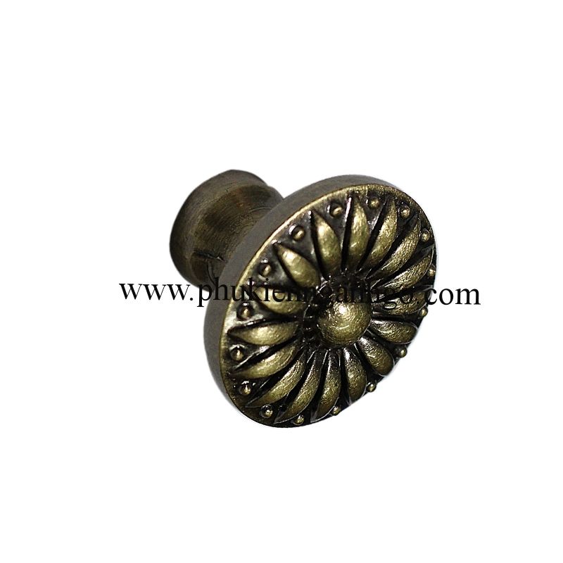Nủm tủ hoa văn Vinahardware màu rêu HD0424R-HD0424R
