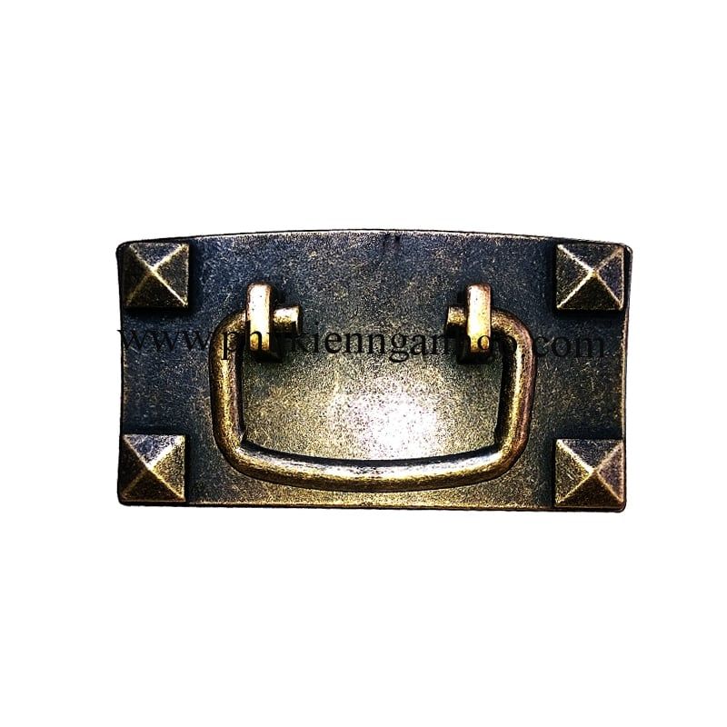 Tay nắm ngăn kéo Vinahardware màu đồng giả cổ, kích thước 104x58mm HD0038C