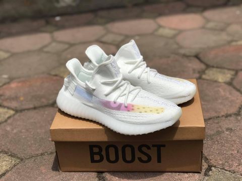 yeezy clay outfit women's
