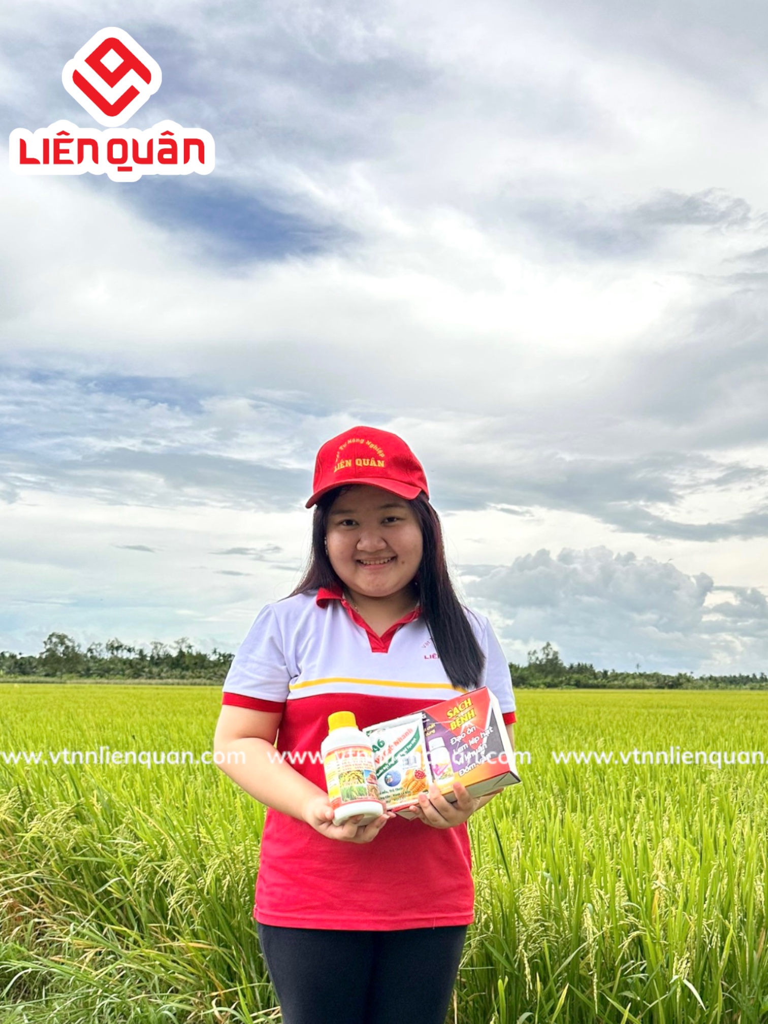 TeamLiênQuân thăm ruộng của chú Sươl ở Cây Sộp - Kế Sách - Sóc Trăng