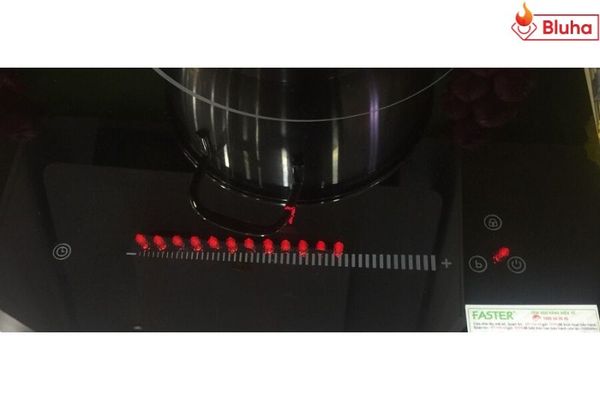 Bếp từ Faster FS 782I nhập khẩu Malaysia