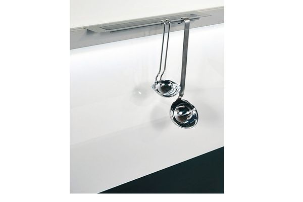 Giá treo khăn Hafele 521.01.571