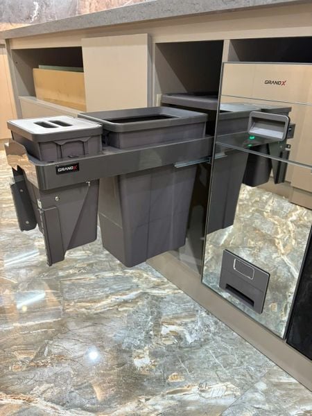 Thùng rác đôi cánh kéo âm tủ Grandx Waste Bin XW.D30
