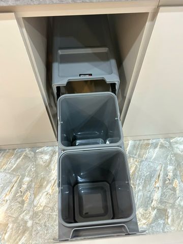 Thùng rác đôi cánh kéo âm tủ Grandx Waste Bin XW.D30M