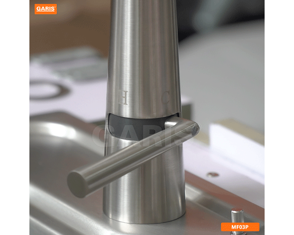 Vòi rửa bát Garis MF03P