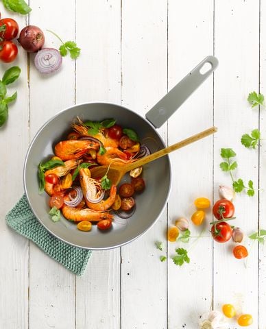  GREENPAN - Chảo chống dính lòng sâu Cambridge Bronze 24cm 