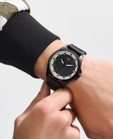  ADIDAS - Đồng hồ unisex Originals Iconic One 40mm 