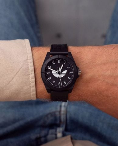  ADIDAS - Đồng hồ unisex Originals Project Two GRFX 38mm 