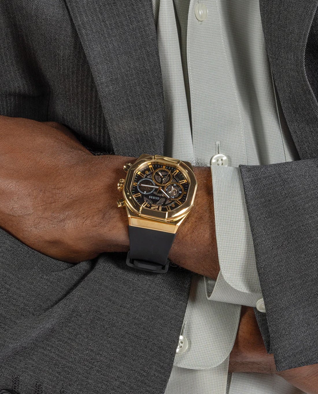 GUESS - Đồng hồ nam Clutch 42mm