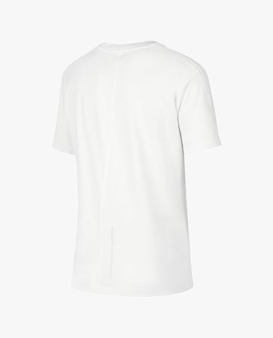  SKECHERS - Áo thun nữ cổ tròn tay ngắn hiện đại 