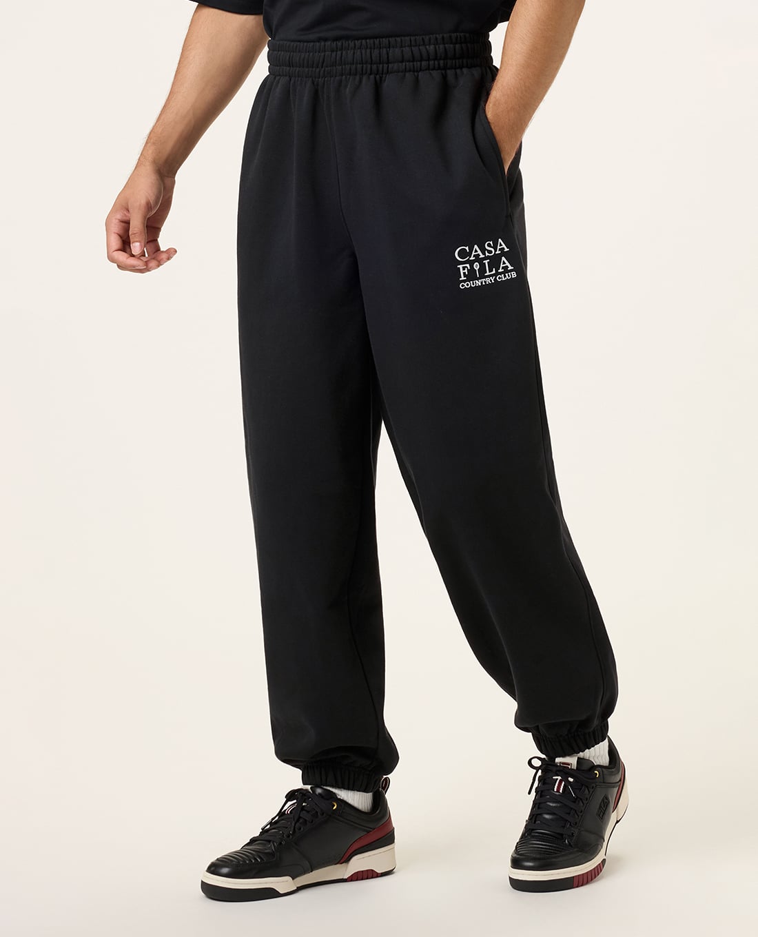 FILA - Quần jogger unisex Country Club