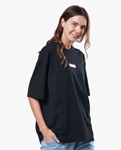  SKECHERS - Áo thun unisex ngắn tay phom suông Pokémon 