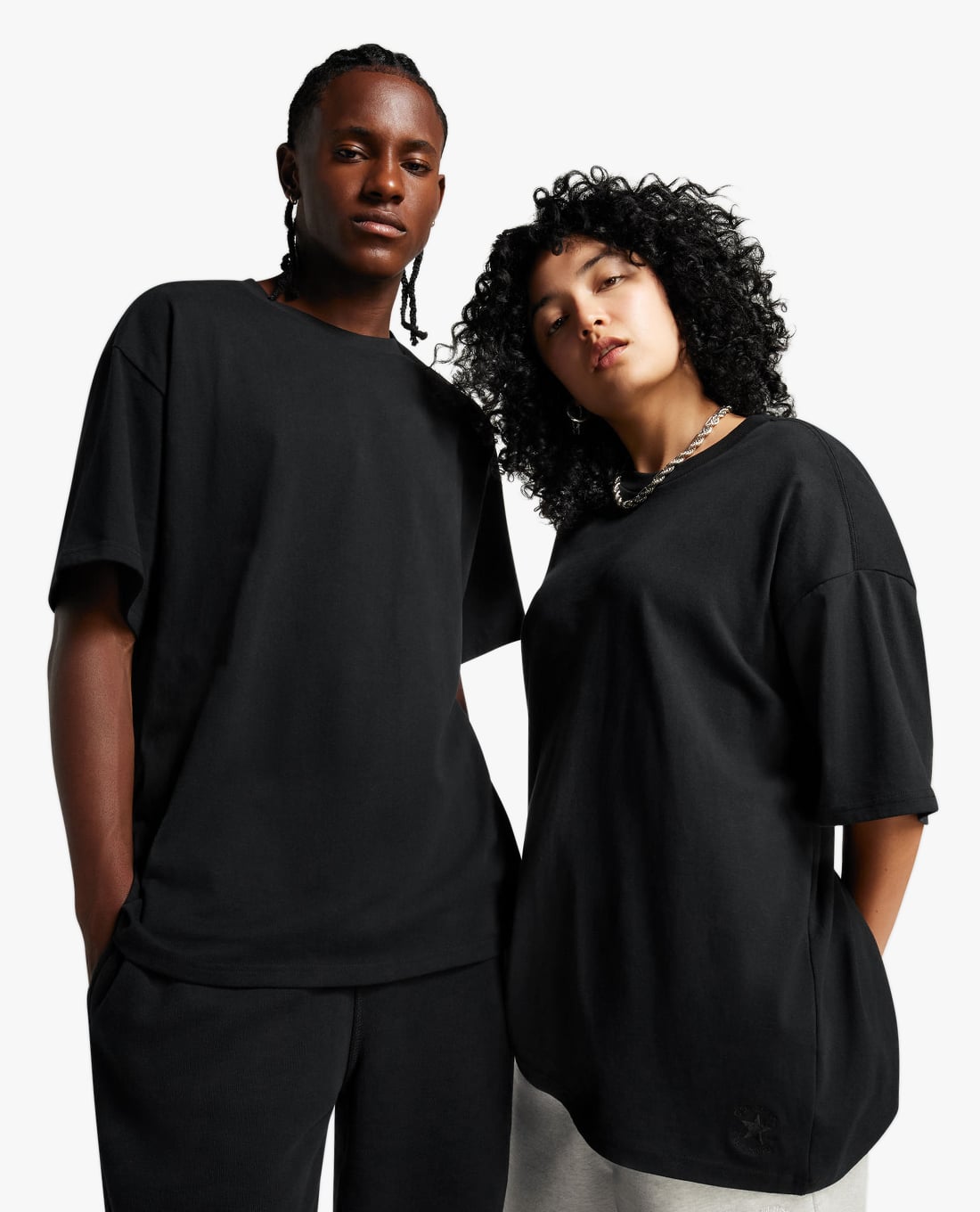 CONVERSE - Áo thun unisex cổ tròn tay ngắn Gold Standard