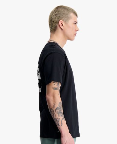  NEW BALANCE - Áo thun thể thao nam cổ tròn tay ngắn Essentials Graphic 