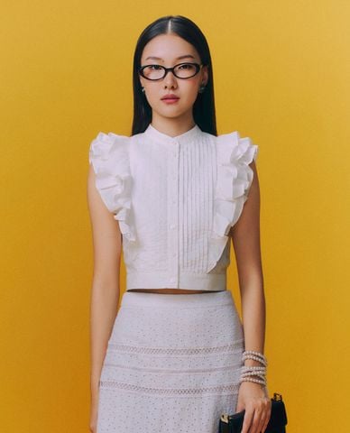  GIGI - Áo croptop cổ tròn sát nách thời thượng 