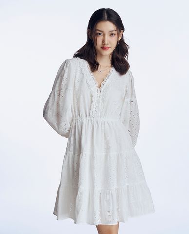  GIGI - Đầm xếp tầng mini cổ V tay phồng tinh tế 