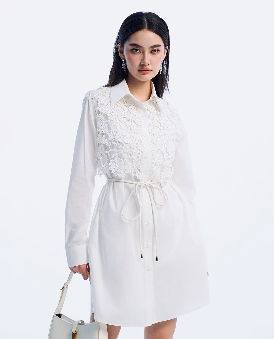 GIGI - Đầm sơ mi mini cổ bẻ tay dài phối ren thời trang