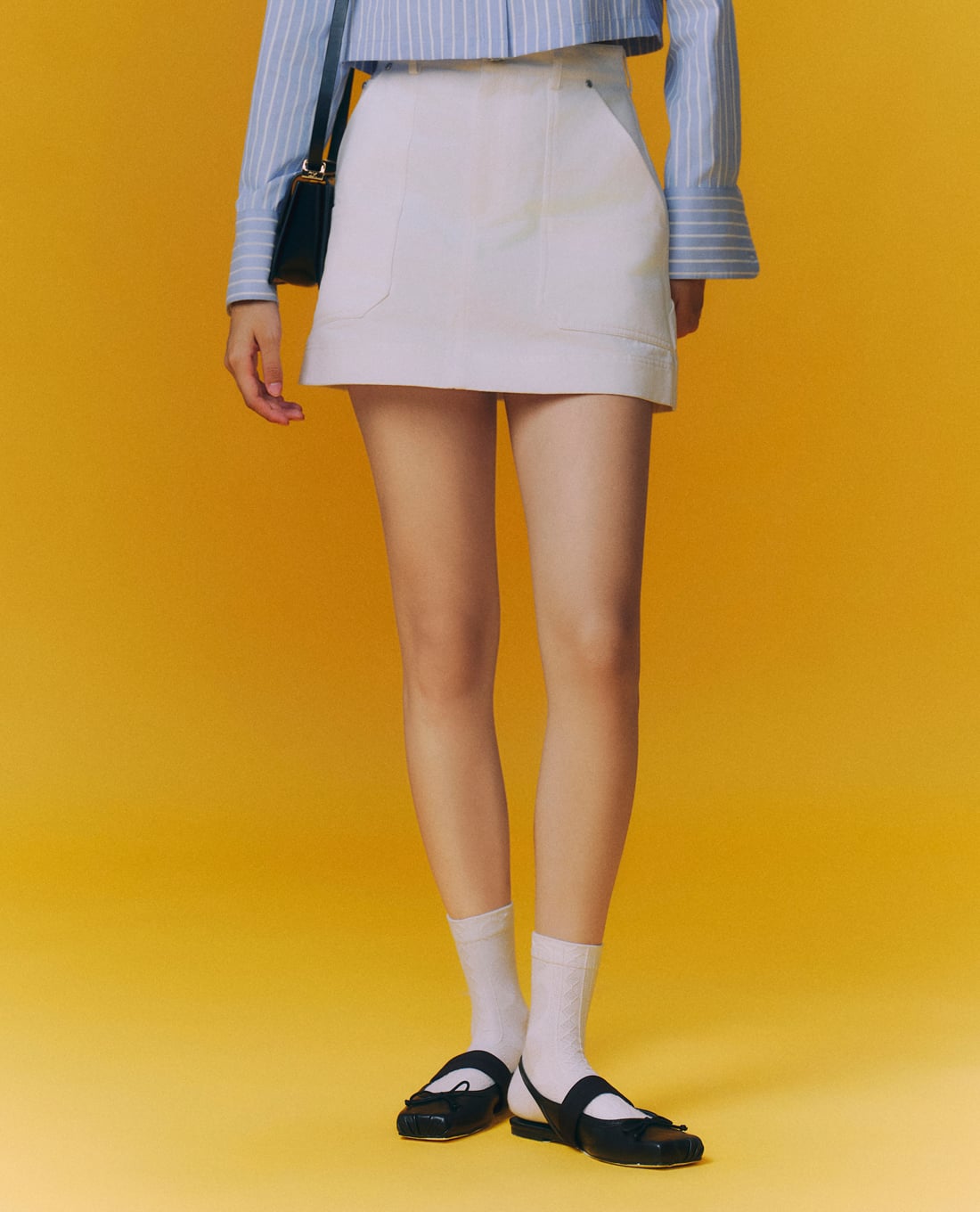 GIGI - Chân váy chữ A mini thời trang