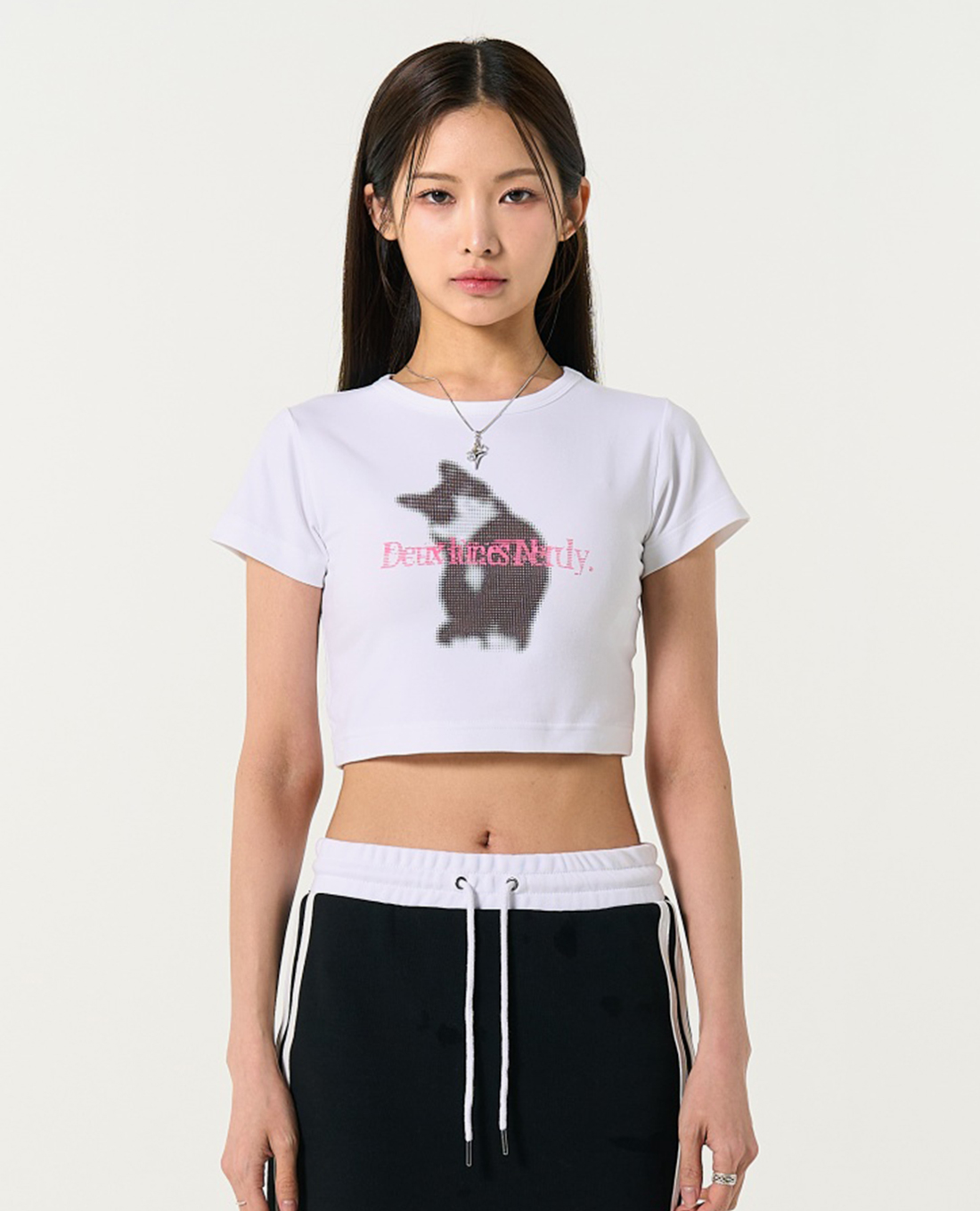 NERDY - Áo croptop nữ cổ tròn tay ngắn Diro